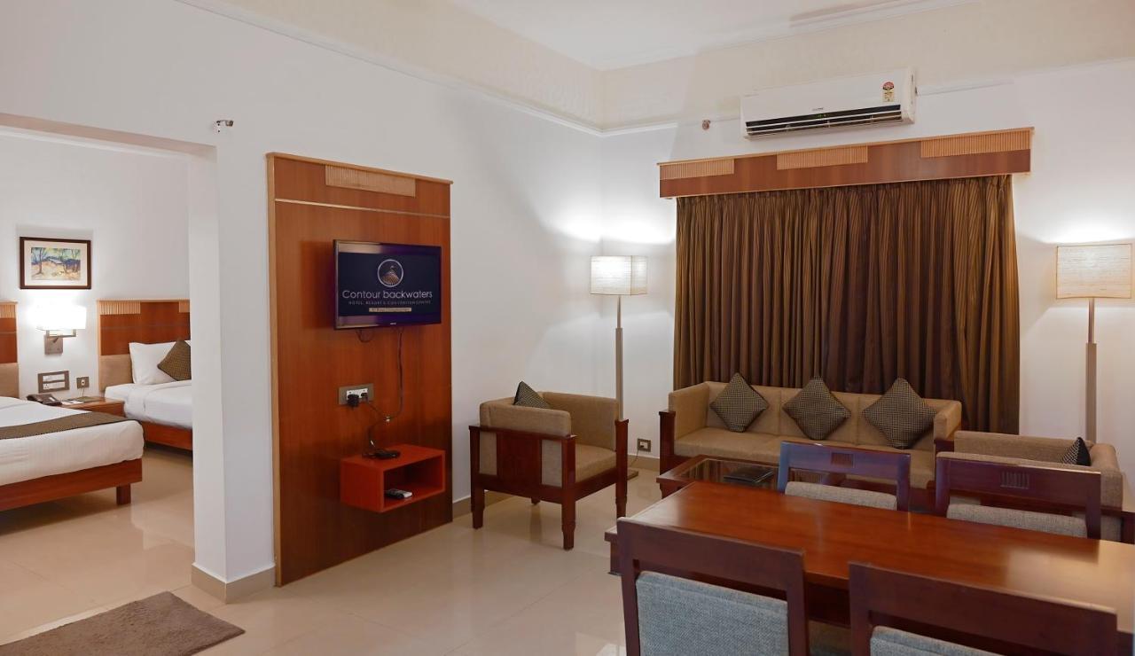 คอนทัวร์ แบ็กวอเตอร์ Hotel Ramankari ภายนอก รูปภาพ